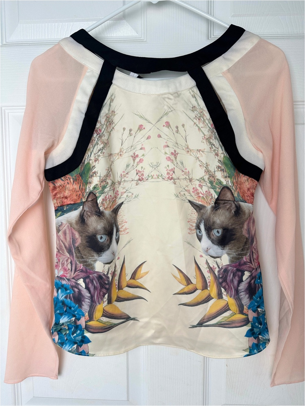 Cat Print Statement Blouse – Sheer Sleeves Sz: XS
